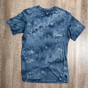 Men's lululemon Blue Tie-Dye active Shirt